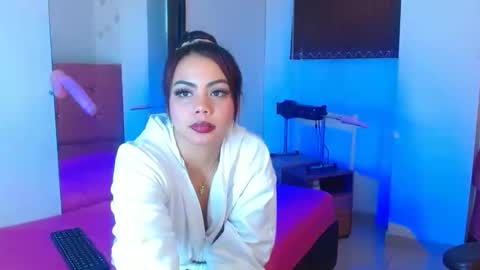 Snapshot of maribelsex303av chatting on 02/27/25, 04:53 maribelsex303av online show from 02/27/25, 04:53