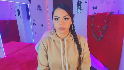 Snapshot of maribelsex303av chatting on 09/18/25, 12:07 maribelsex303av online show from 09/18/25, 12:07