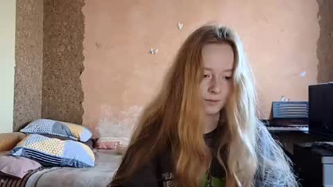 Kate online show from 07/26/26, 04:09