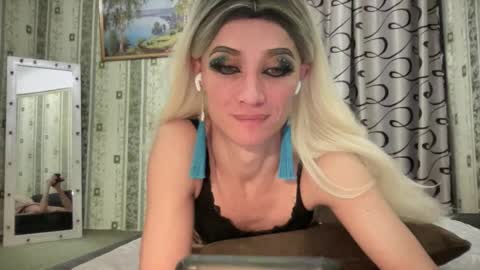Mari online show from 02/06/25, 07:07