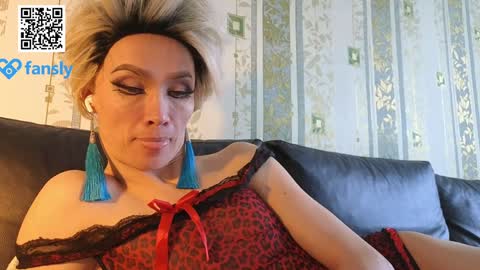 Mari online show from 02/08/25, 01:11