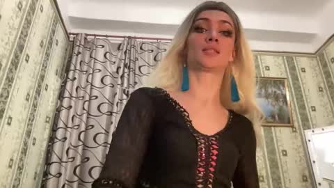 Mari online show from 03/10/25, 04:57