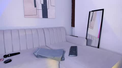 marie_bass online show from 05/07/26, 02:33