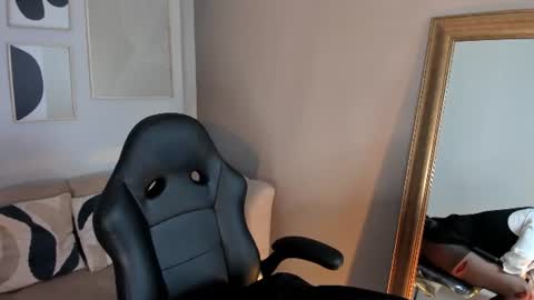 marie_bass online show from 06/25/26, 01:26