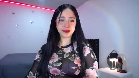Nicolle online show from 12/23/24, 02:56