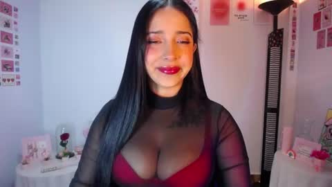 Nicolle online show from 07/07/26, 03:42