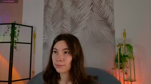Marie LEAVE YOUR  WITH ME online show from 06/14/26, 09:55