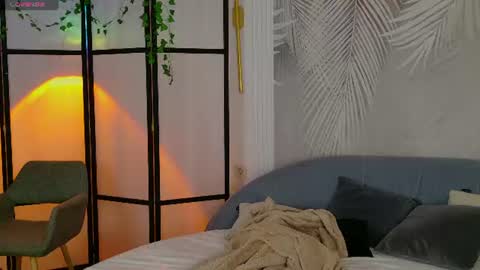 Marie LEAVE YOUR  WITH ME online show from 06/15/26, 05:09