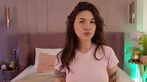 Marie LEAVE YOUR  WITH ME online show from 07/04/26, 06:36
