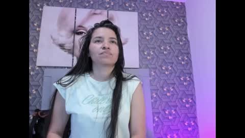 Marie online show from 09/09/25, 02:27