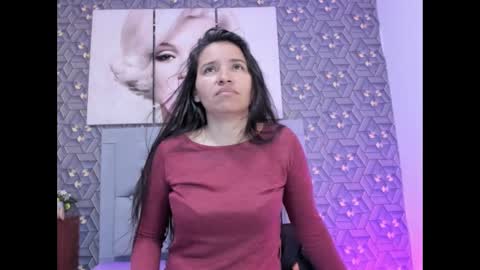 Marie online show from 09/10/25, 02:06