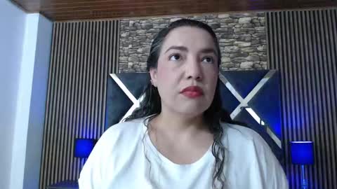 marie_hss online show from 12/01/25, 03:39