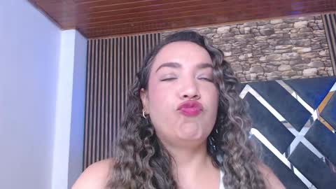 marie_hss online show from 12/19/25, 09:22