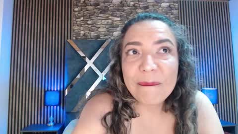 marie_hss online show from 12/21/25, 03:57