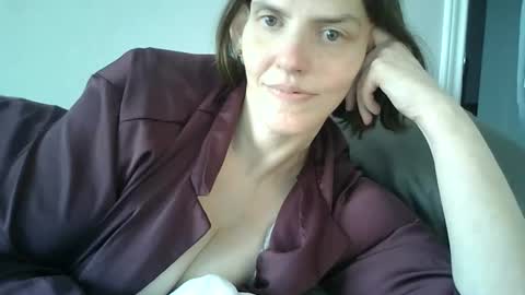 Mariejojo online show from 11/18/25, 05:17