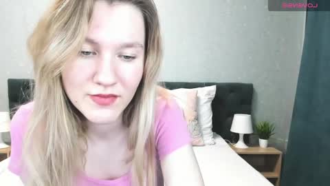 mariel_brown online show from 01/24/25, 08:02