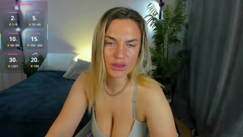 Mariel online show from 05/27/26, 01:46