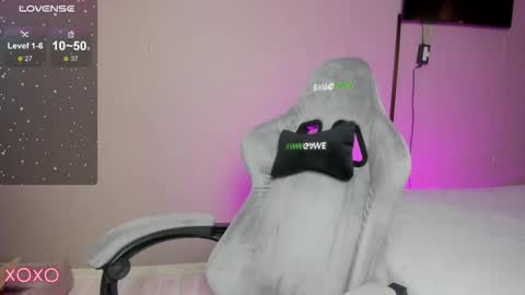 Maria  online show from 11/18/25, 12:42