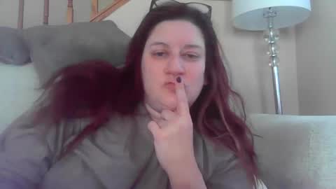 Snapshot of mariemasturbates chatting on 11/06/25, 03:46 Marie online show from 11/06/25, 03:46