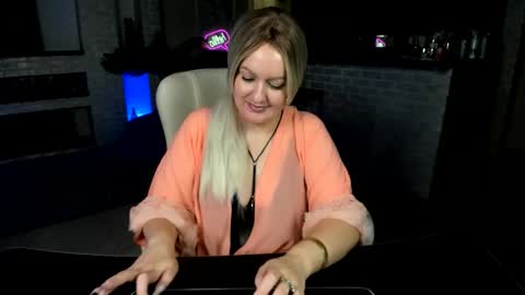 mariemlui online show from 09/13/25, 07:08