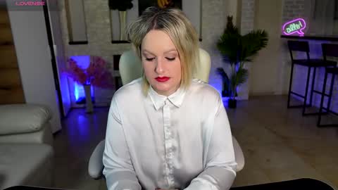 Snapshot of mariemlui chatting on 03/21/26, 03:59 mariemlui online show from 03/21/26, 03:59