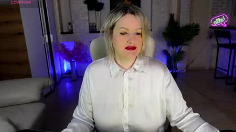 Snapshot of mariemlui chatting on 03/24/26, 03:50 mariemlui online show from 03/24/26, 03:50