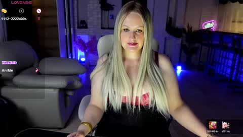 Snapshot of mariemlui chatting on 05/22/26, 03:28 mariemlui online show from 05/22/26, 03:28