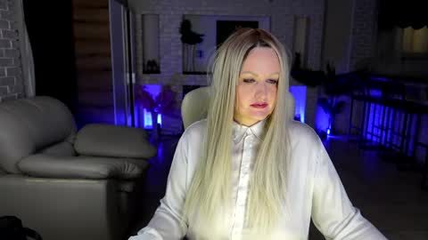 Snapshot of mariemlui chatting on 05/28/26, 03:53 mariemlui online show from 05/28/26, 03:53