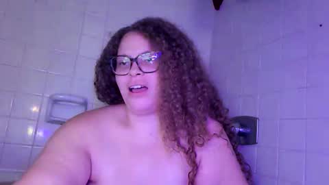 Marie Morre online show from 10/08/25, 10:18