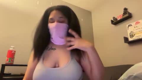 Snapshot of marietanner chatting on 06/22/26, 03:47 Marie Tanner online show from 06/22/26, 03:47