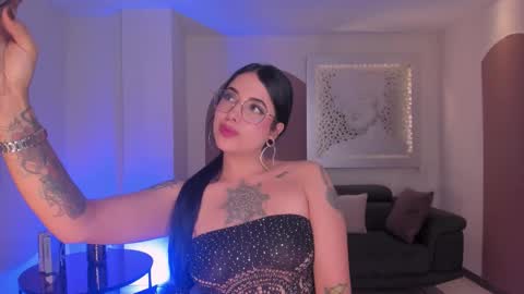 Marie online show from 09/11/25, 03:28