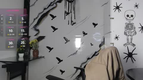 Mariana online show from 10/30/25, 05:35