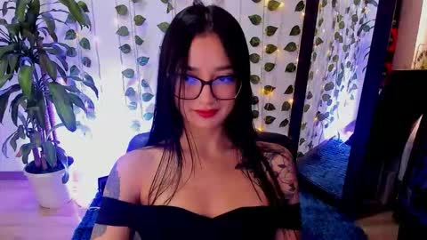 Maryyy online show from 12/01/25, 03:50
