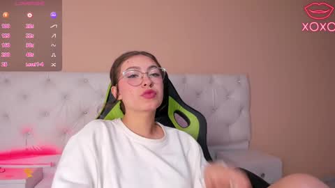 mariie_tayy online show from 02/11/25, 08:42