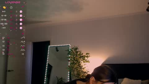 Snapshot of mariique chatting on 01/07/25, 12:41 Mari online show from 01/07/25, 12:41