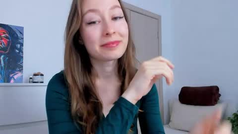 Snapshot of marilinal chatting on 04/21/26, 07:36 Marilina online show from 04/21/26, 07:36