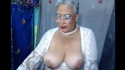 Marilin carolina online show from 01/12/25, 09:29