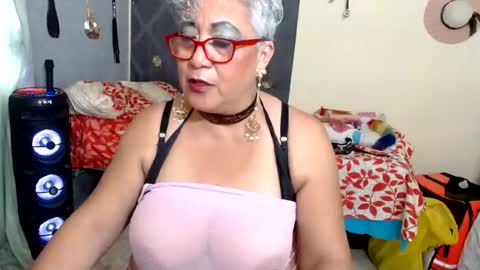 Marilin carolina online show from 07/04/26, 08:04