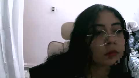 Snapshot of marilove40925 chatting on 10/19/25, 03:51 marilove40925 online show from 10/19/25, 03:51