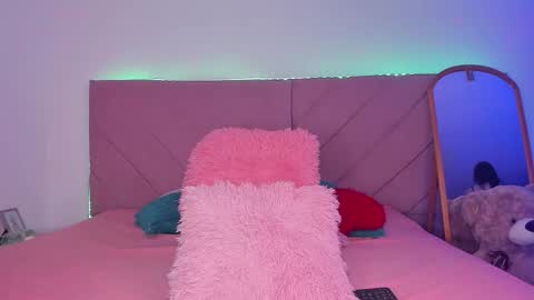 Marily Daniela online show from 11/26/25, 02:45