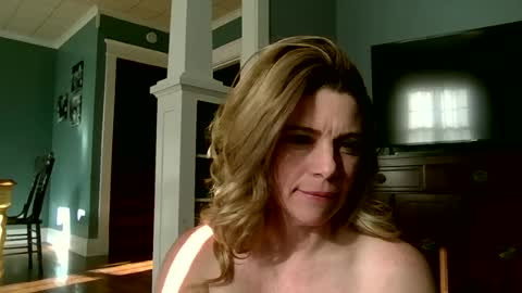 Snapshot of marilynmidas chatting on 06/16/26, 12:41 marilynmidas online show from 06/16/26, 12:41