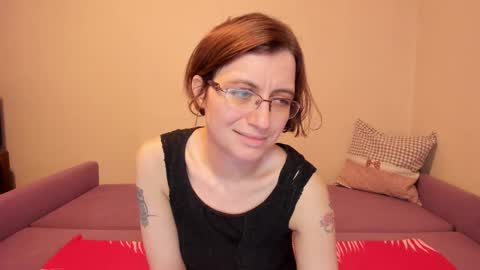 Marilyn online show from 11/06/25, 03:24