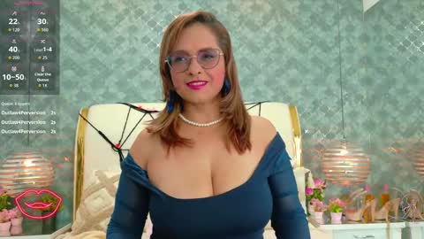 Marilyn Vega online show from 10/30/25, 09:04