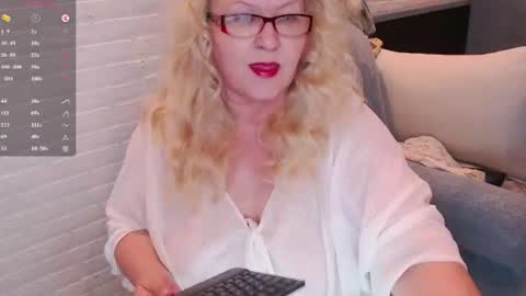 Marina online show from 07/19/26, 02:32