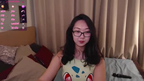 Snapshot of marine_vact chatting on 11/26/25, 02:07 Marine online show from 11/26/25, 02:07