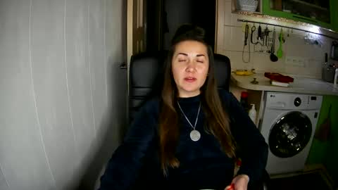 MarinettaQhot online show from 12/29/24, 02:38