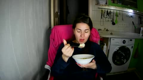 MarinettaQhot online show from 01/06/25, 12:48