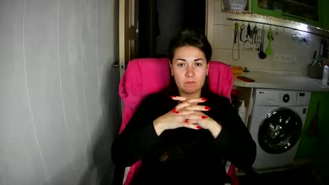MarinettaQhot online show from 01/12/25, 04:00