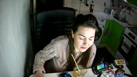 MarinettaQhot online show from 02/15/25, 08:43