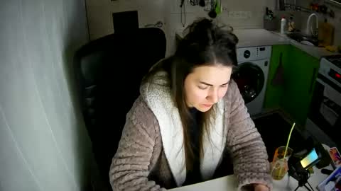 MarinettaQhot online show from 02/23/25, 09:05